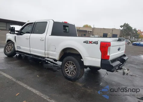 2017 Ford F-250 Lariat z USA, uszkodzony, nr VIN 1FT7W2BT0HEE14832